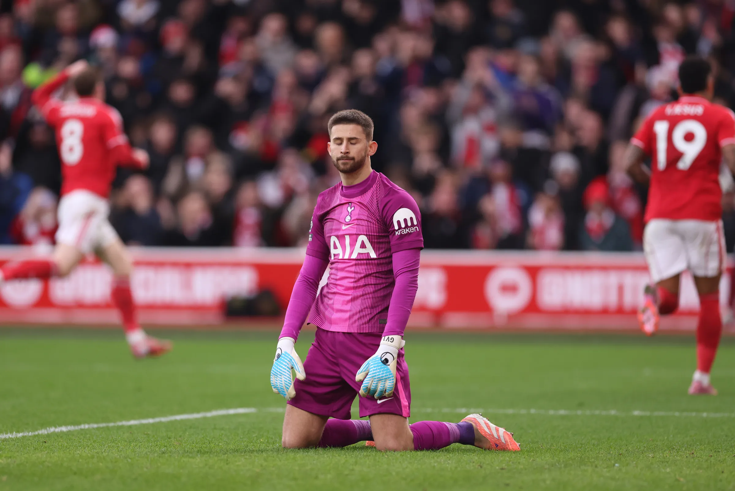 Forest Punish Vicario Mistakes to Sink Tottenham at City Ground